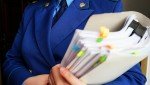 Прокурор в судебном порядке добивается возмещения похищенных телефонными мошенниками у пенсионеров денежных средств